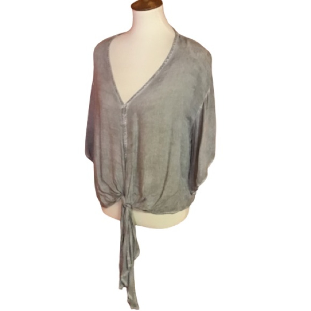 Slouchy boho beachy v neck top